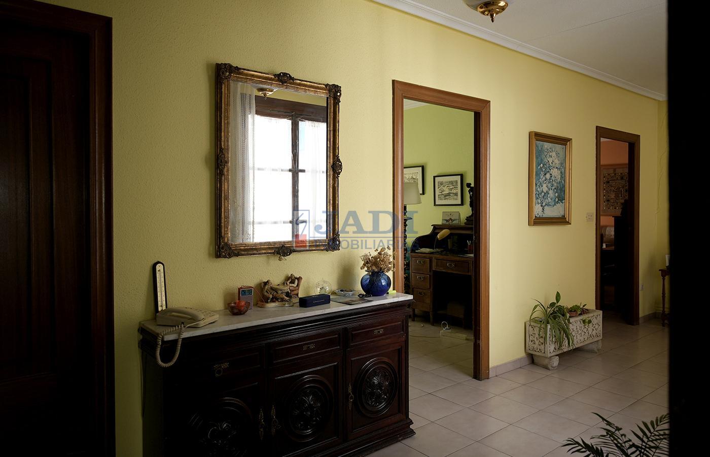 Venta de casa en Valdepeñas