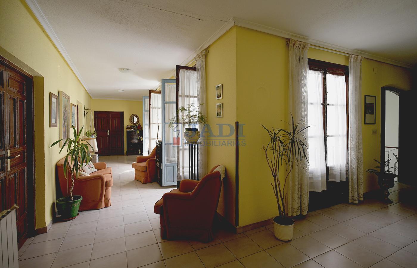 Venta de casa en Valdepeñas