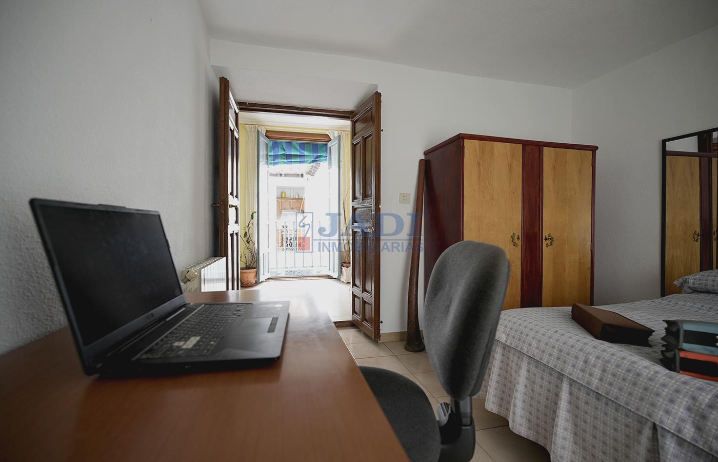 Venta de casa en Valdepeñas