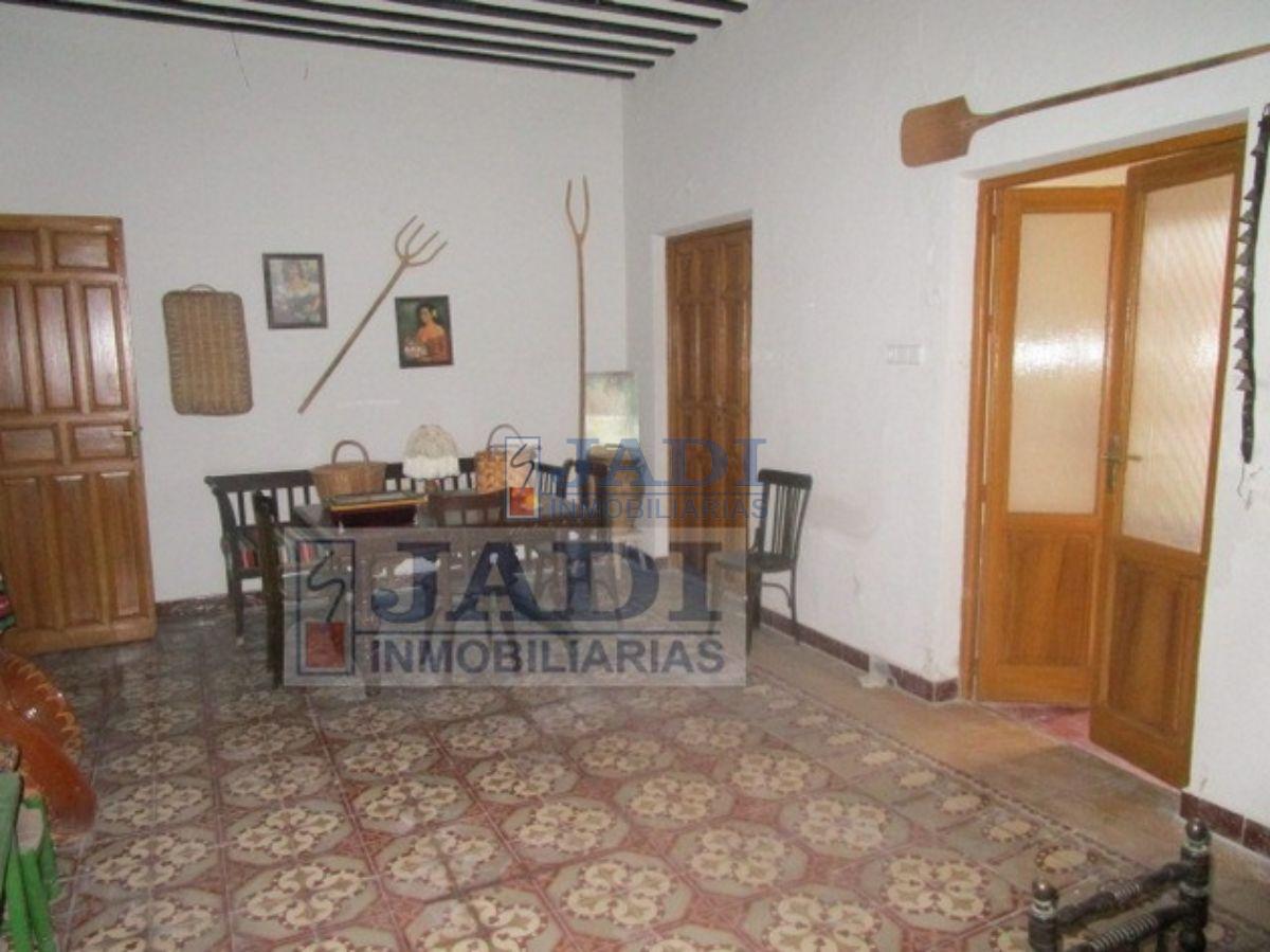 For sale of house in Valdepeñas