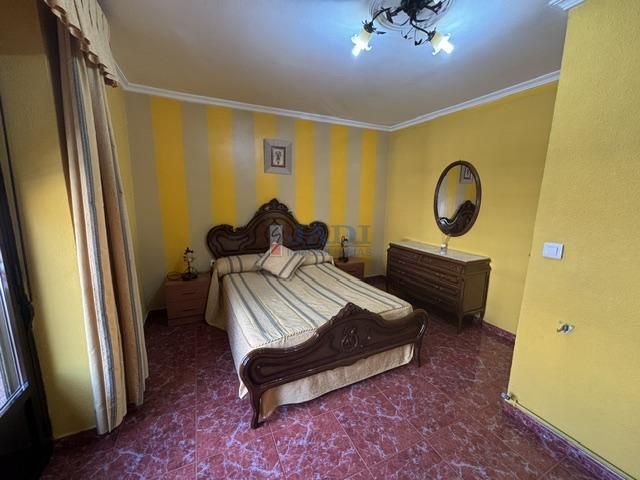 Venta de casa en Valdepeñas