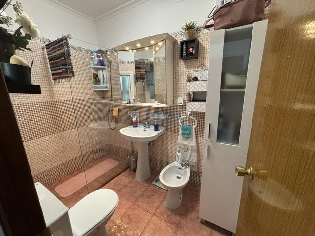 Venta de casa en Valdepeñas