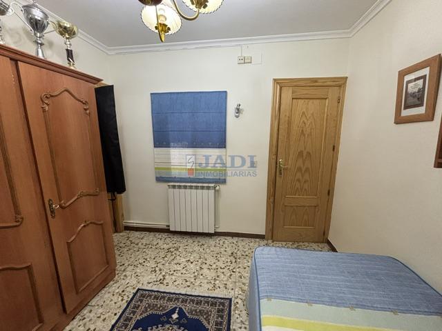 Venta de casa en Valdepeñas