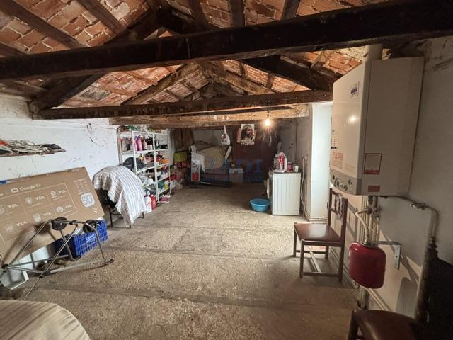 Venta de casa en Valdepeñas