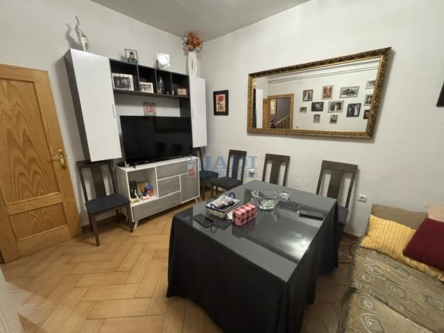 Venta de casa en Valdepeñas