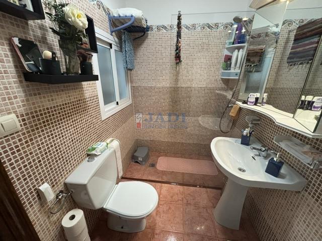 Venta de casa en Valdepeñas