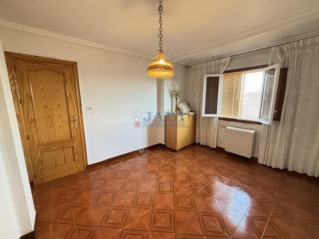 Venta de piso en Valdepeñas