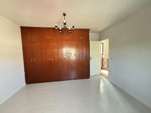 Venta de casa en Valdepeñas