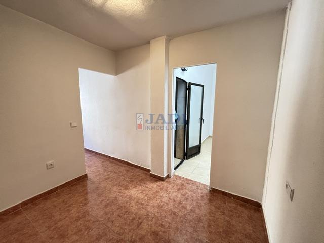 Venta de casa en Valdepeñas