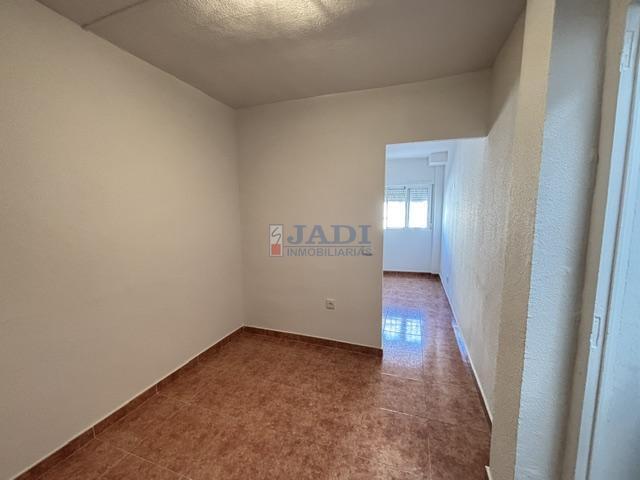 Venta de casa en Valdepeñas