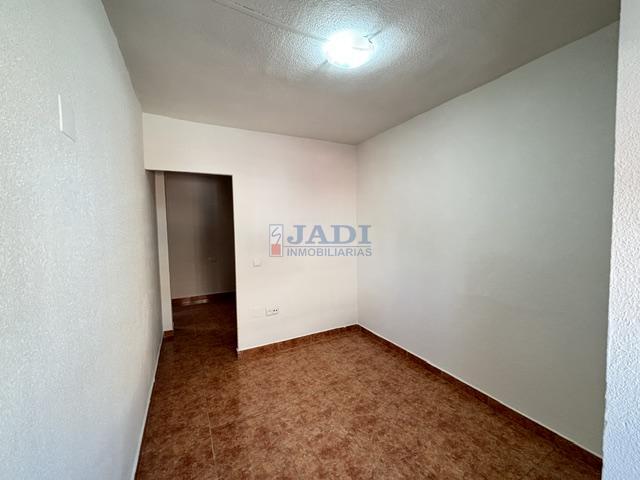 Venta de casa en Valdepeñas