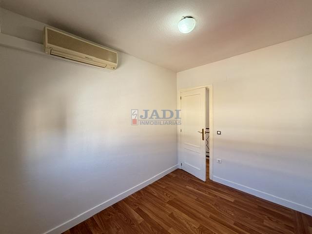 Venta de casa en Valdepeñas