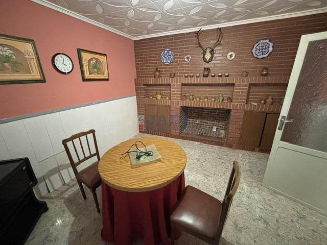 Venta de casa en Valdepeñas