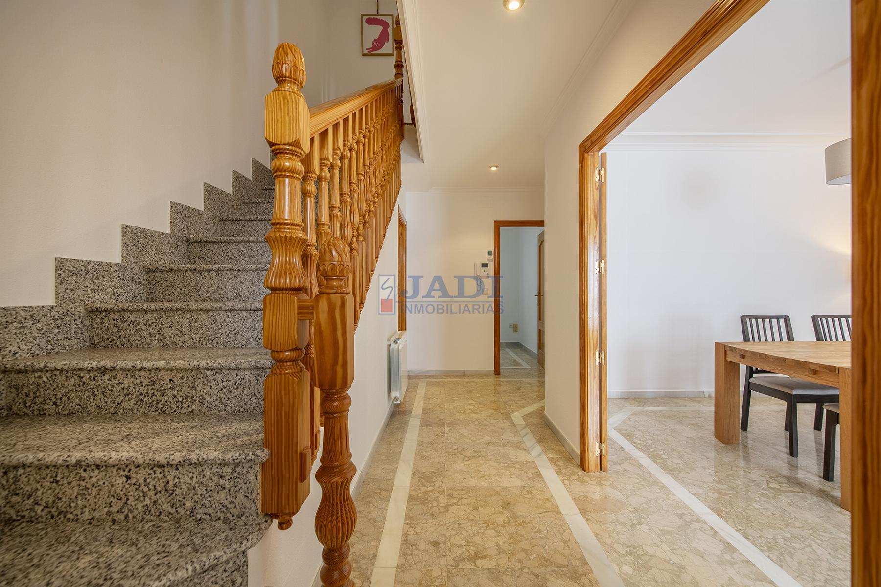 Venta de casa en Valdepeñas