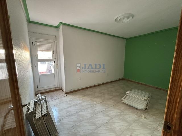 Venta de piso en Valdepeñas