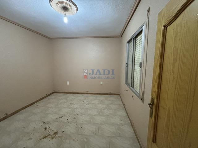 Venta de piso en Valdepeñas