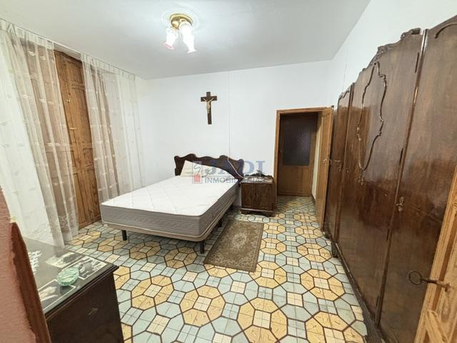 Venta de casa en Valdepeñas