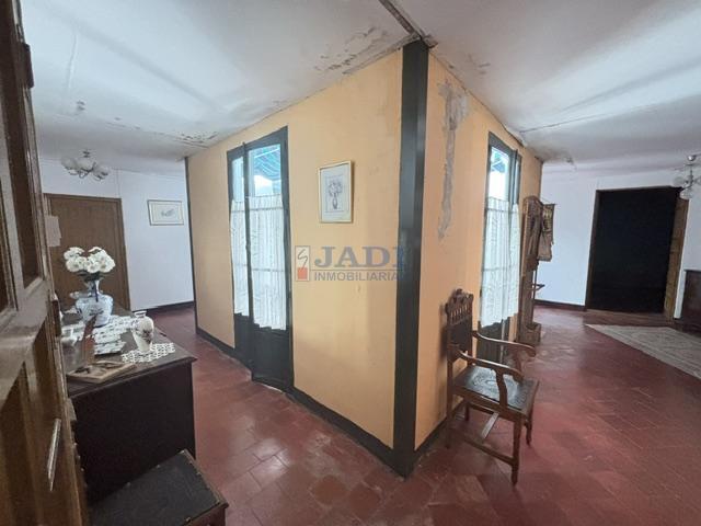 Venta de casa en Valdepeñas