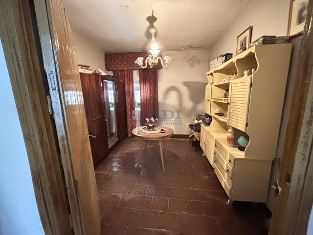 Venta de casa en Valdepeñas