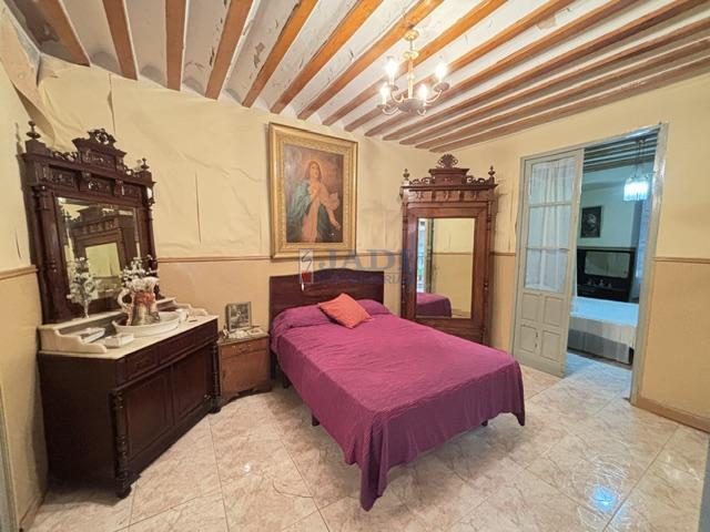 Venta de casa en Valdepeñas