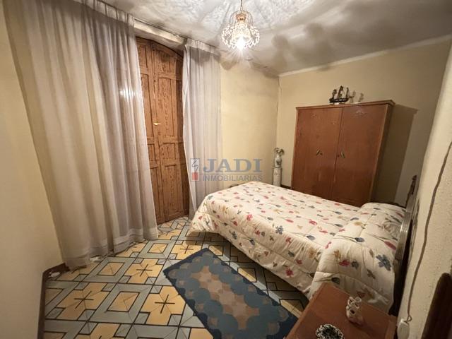 Venta de casa en Valdepeñas