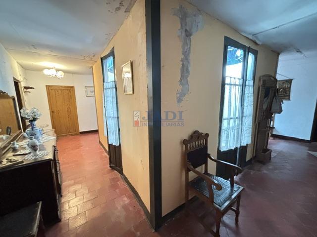 Venta de casa en Valdepeñas