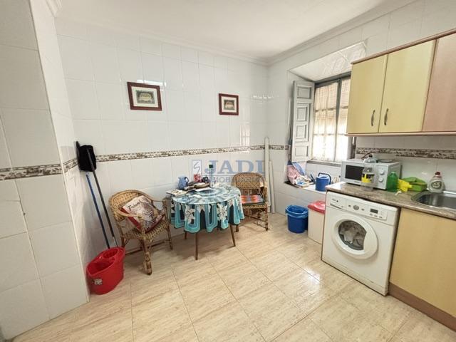 Venta de casa en Valdepeñas