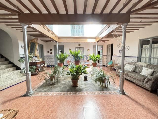Venta de casa en Valdepeñas