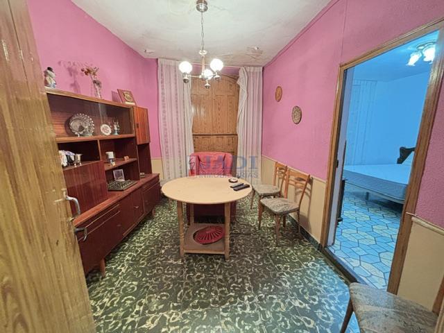 Venta de casa en Valdepeñas