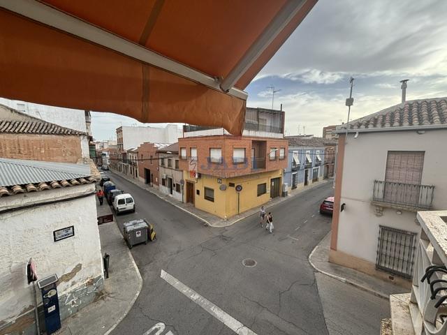 Venta de piso en Valdepeñas