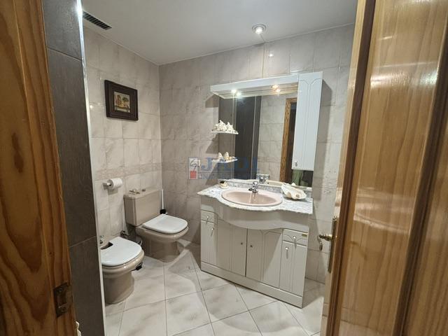 Venta de piso en Valdepeñas