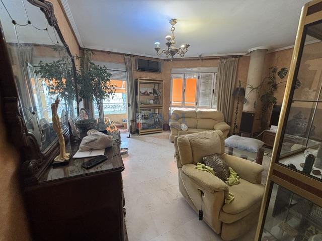 Venta de piso en Valdepeñas