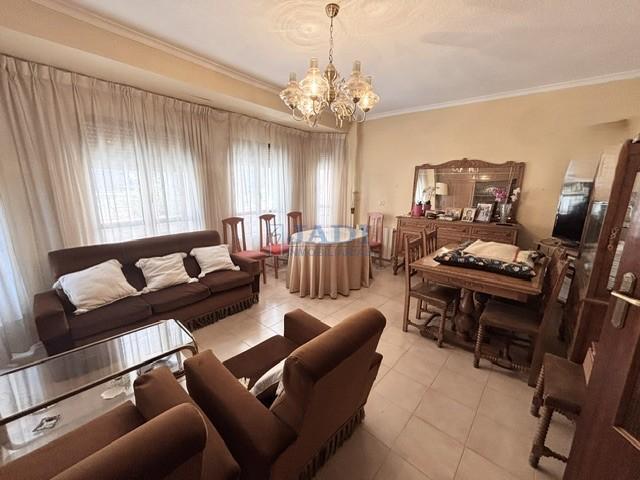 Venta de casa en Valdepeñas