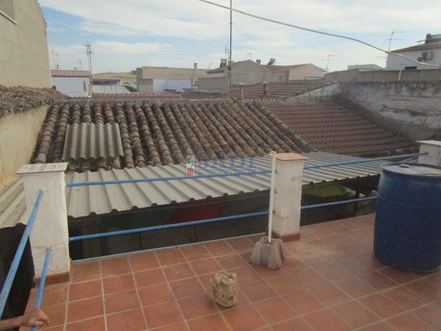 Venta de casa en Valdepeñas