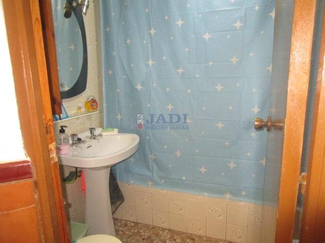Venta de casa en Valdepeñas