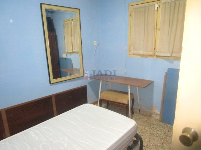 Venta de casa en Valdepeñas