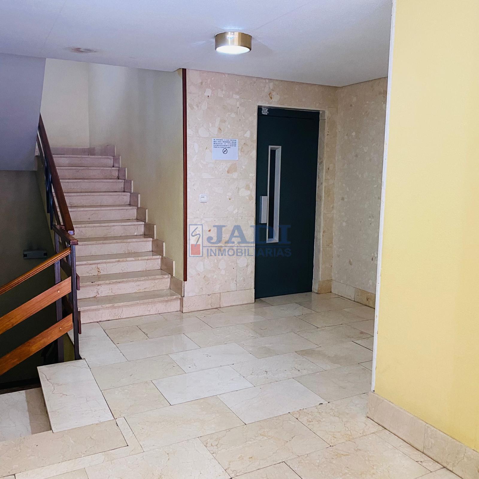 Venta de apartamento en Valdepeñas