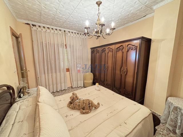 Venta de casa en Valdepeñas