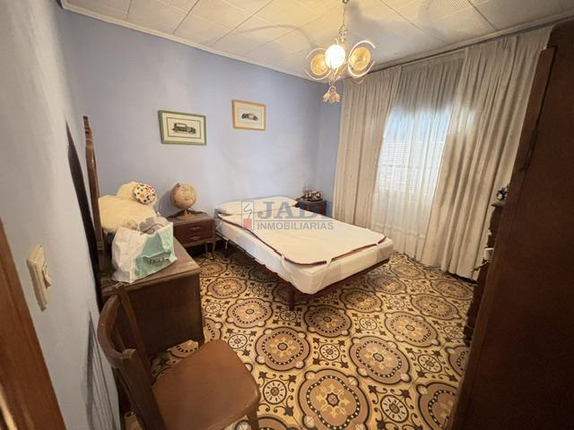 Venta de casa en Valdepeñas