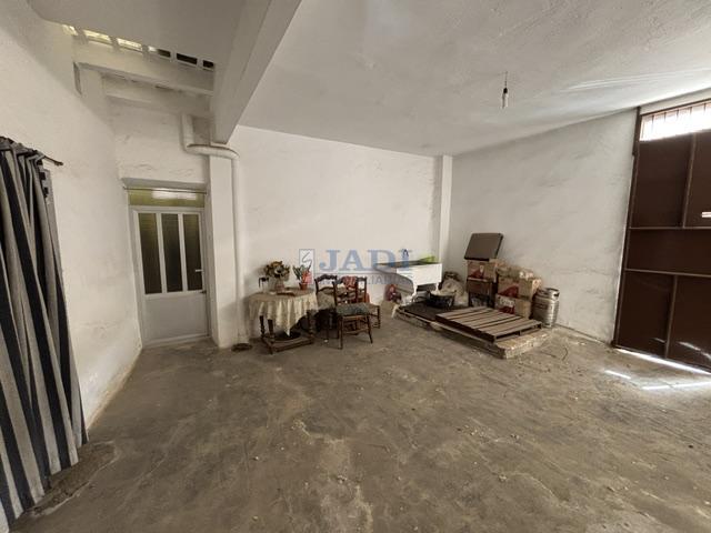 Venta de casa en Valdepeñas
