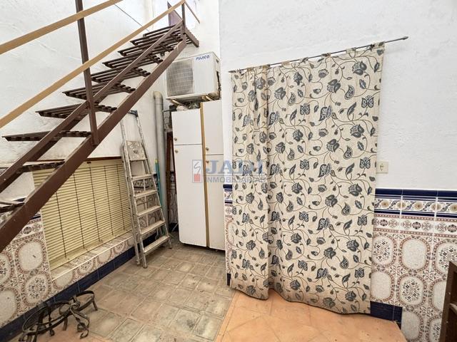 Venta de casa en Valdepeñas