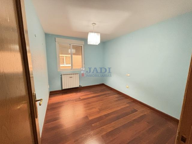 Venta de piso en Valdepeñas