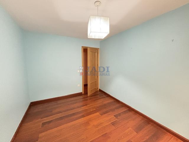 Venta de piso en Valdepeñas