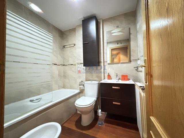Venta de piso en Valdepeñas