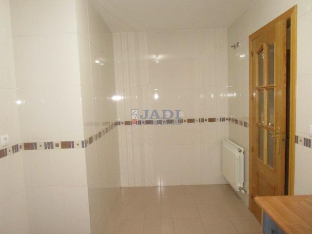 Venta de piso en Valdepeñas