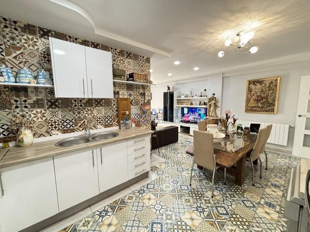 Venta de piso en Valdepeñas