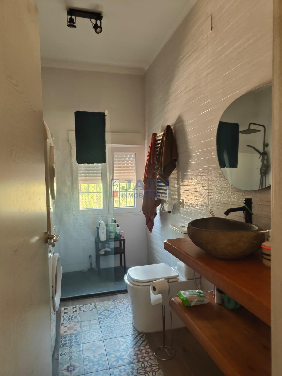 Venta de casa en Valdepeñas
