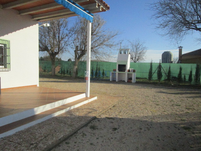 Venta de casa en Valdepeñas