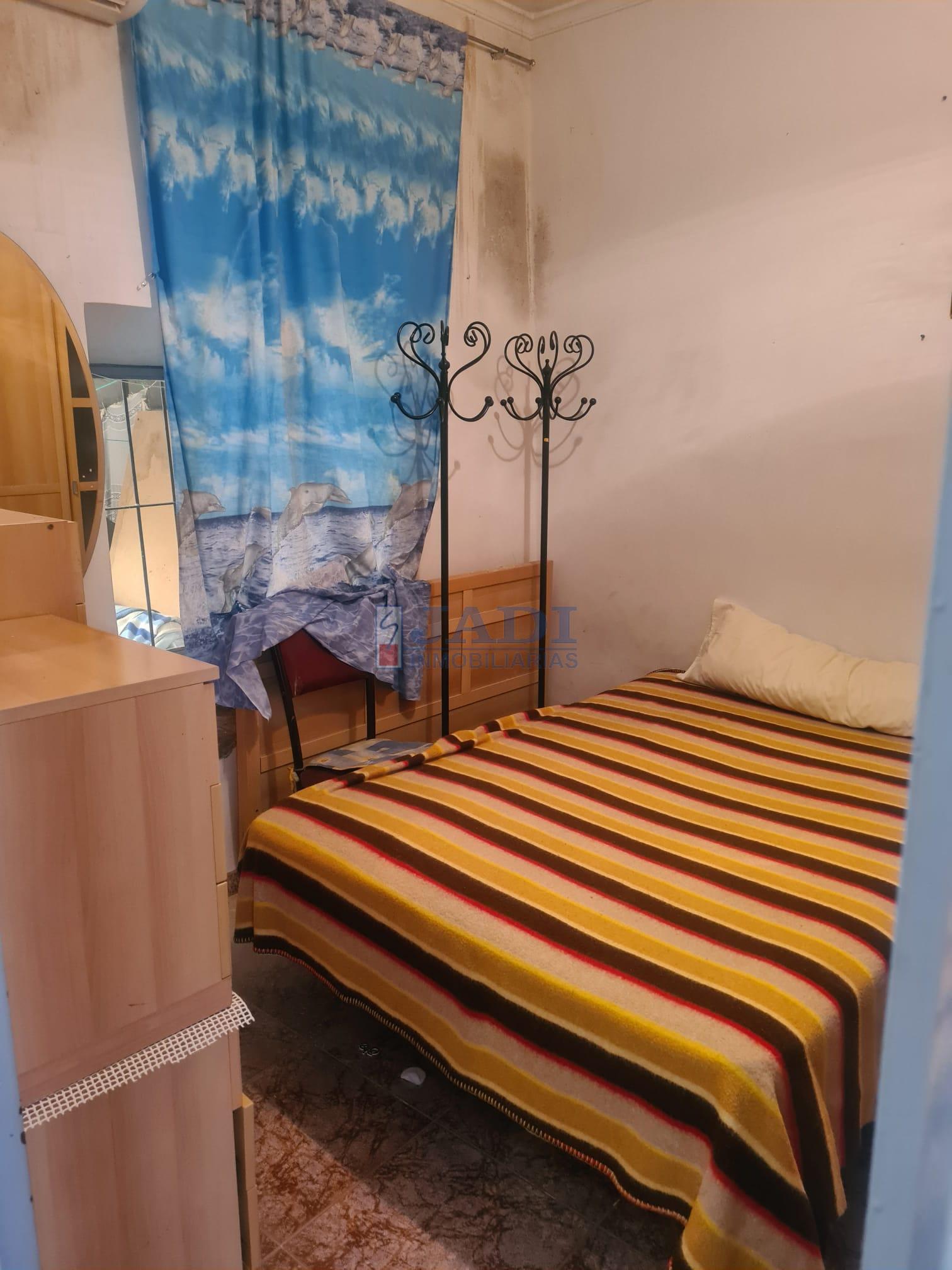 Venta de casa en Almuradiel
