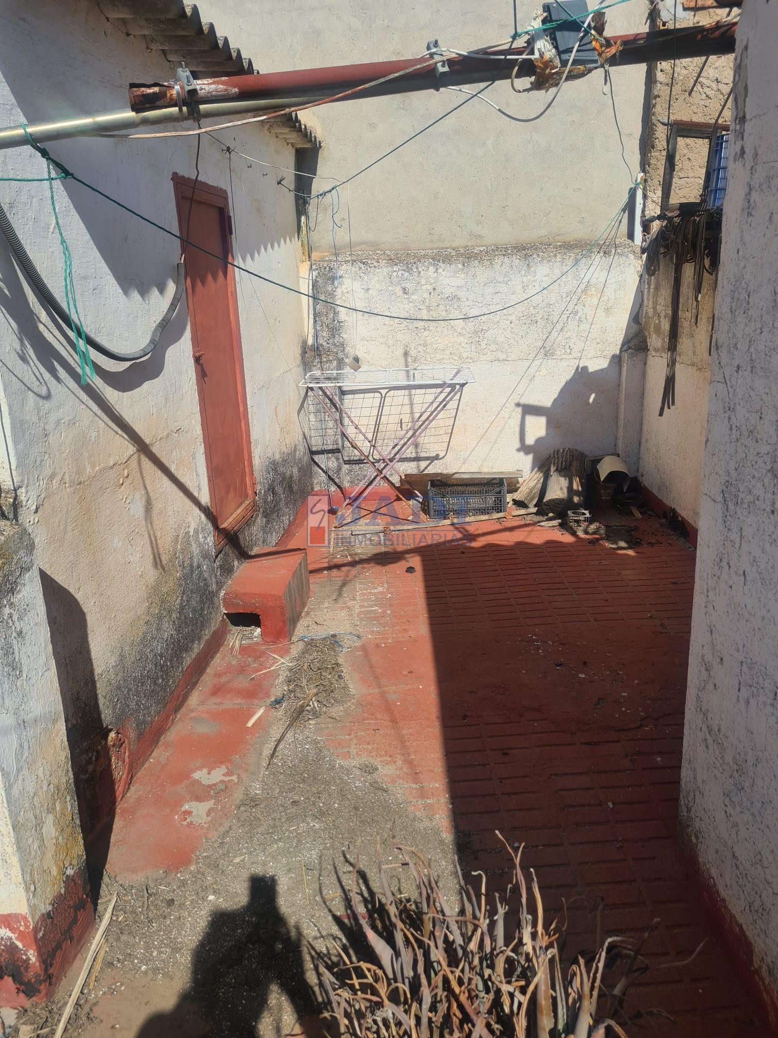 Venta de casa en Almuradiel